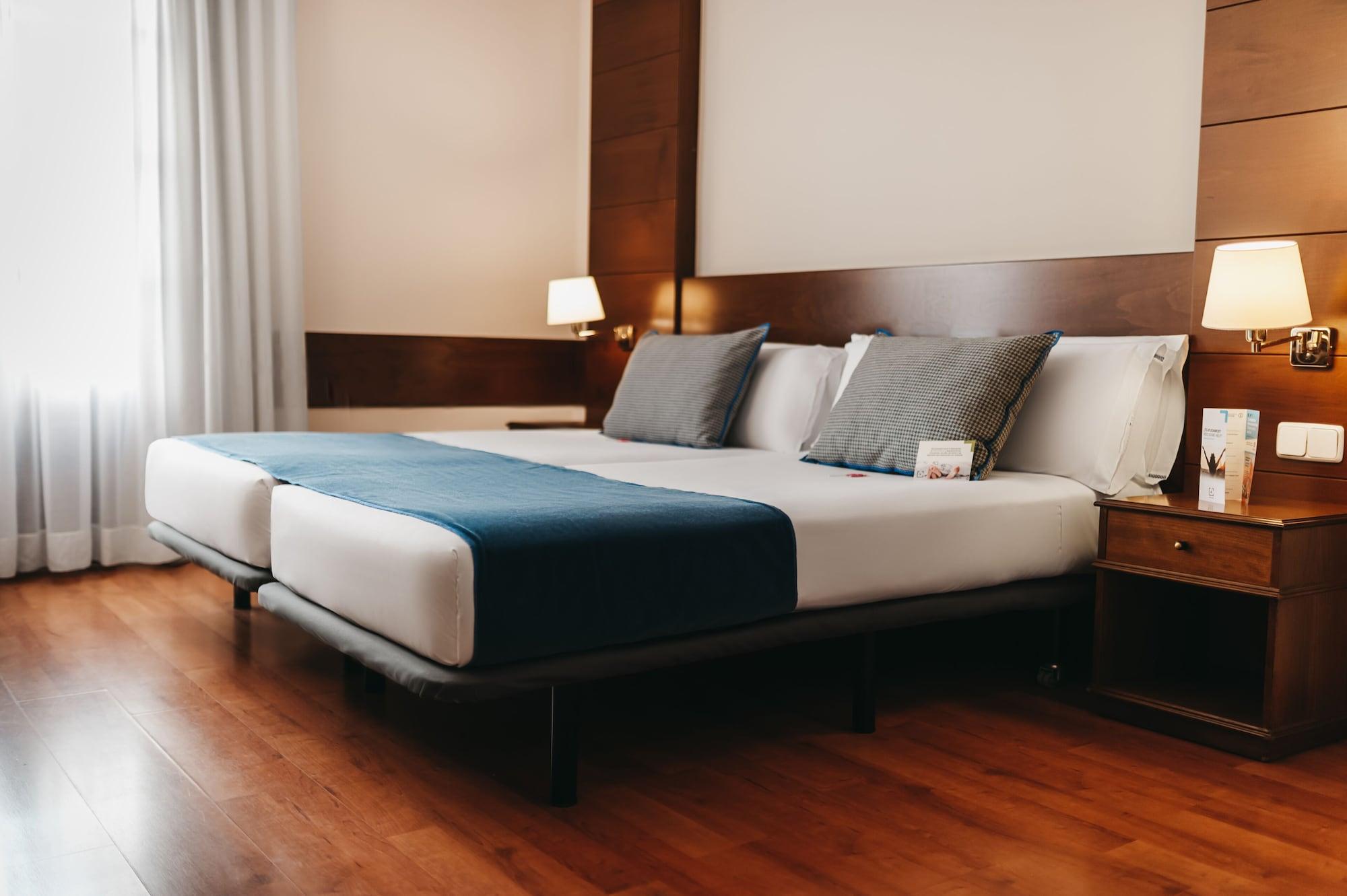 Oriente Atiram Hotel Barcelona Kültér fotó