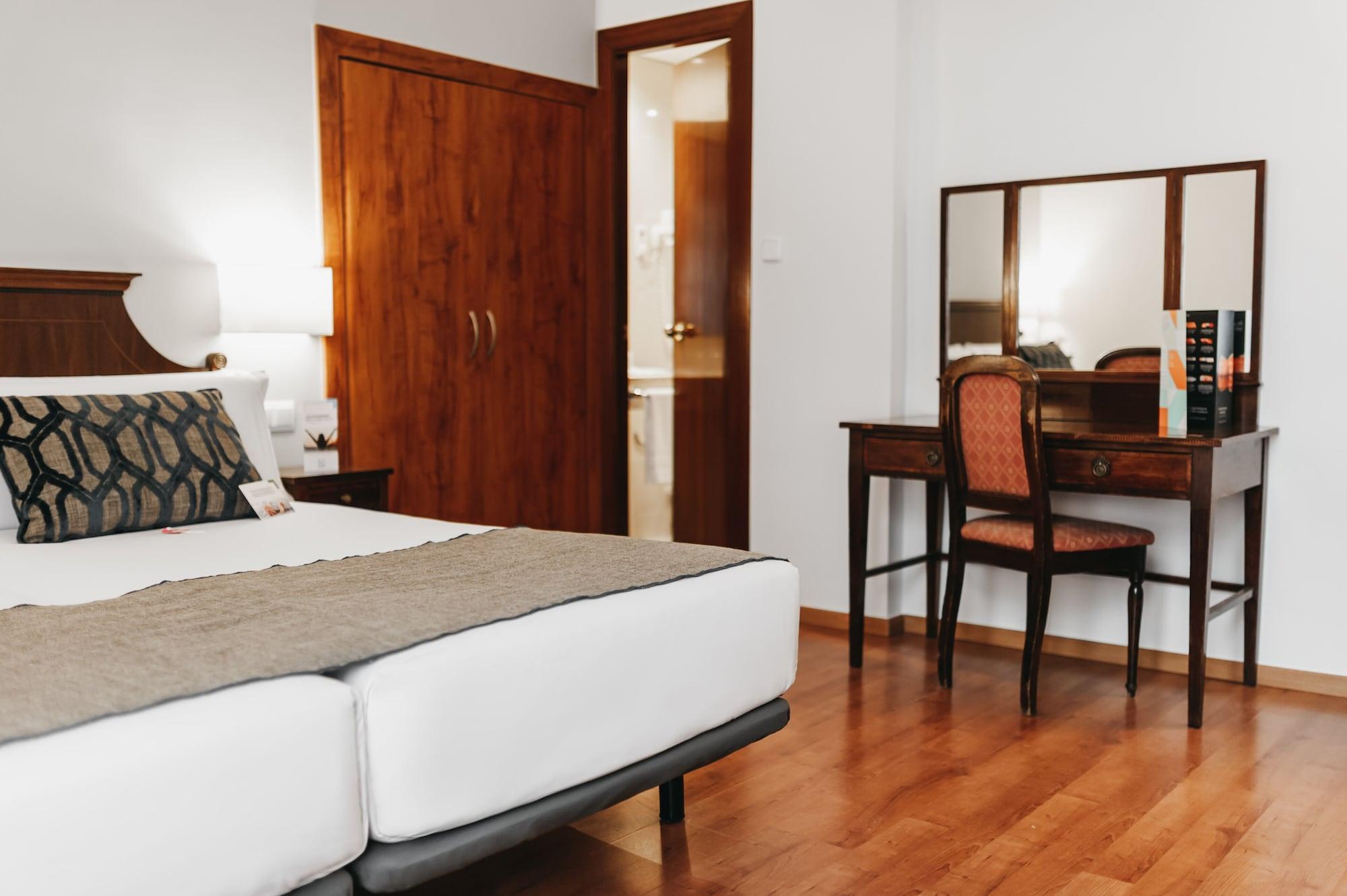 Oriente Atiram Hotel Barcelona Kültér fotó