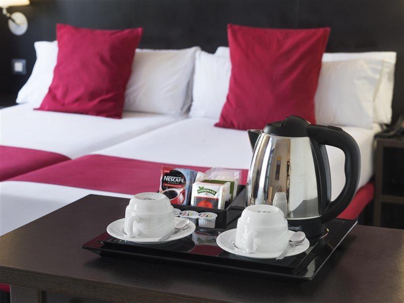 Oriente Atiram Hotel Barcelona Kültér fotó