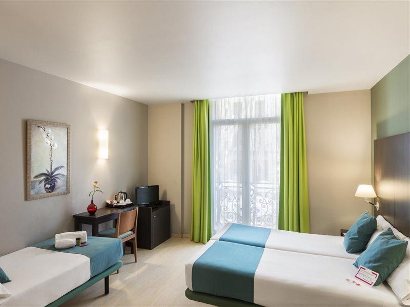 Oriente Atiram Hotel Barcelona Kültér fotó