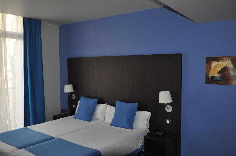 Oriente Atiram Hotel Barcelona Kültér fotó